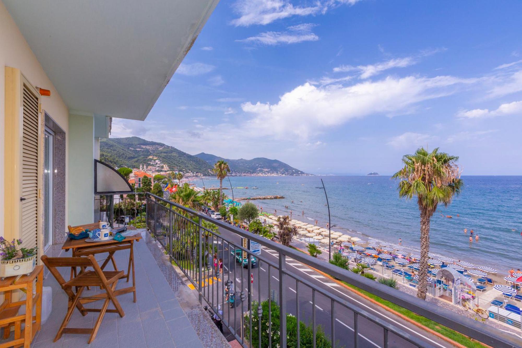 Laigueglia Beach - Happy Rentals 외부 사진